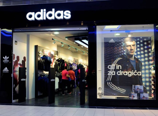 Fans av Adidas-merket vil også komme til Celje for egne penger.