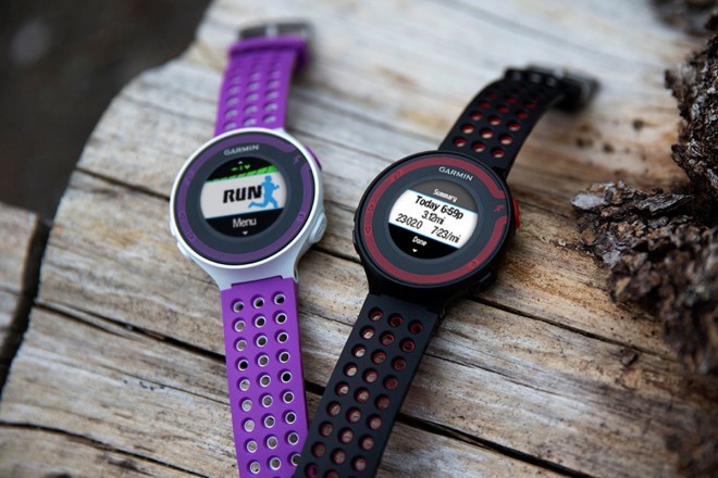 Garmin predstavlja Forerunner 620 in Forerunner 220 GPS tekaški uri.