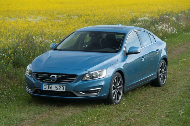 Novi Volvo S60 – več dinamike in elegance
