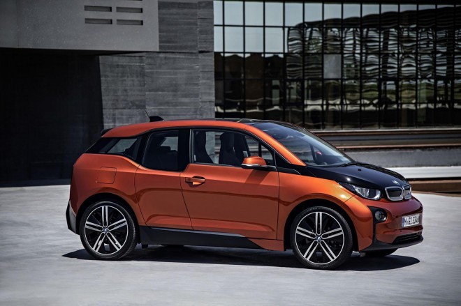 BMW i3 // Ekstremt modig designspråk, uten begrensninger og en virkelig futuristisk design i et produksjonskjøretøy. Liker du det?! 