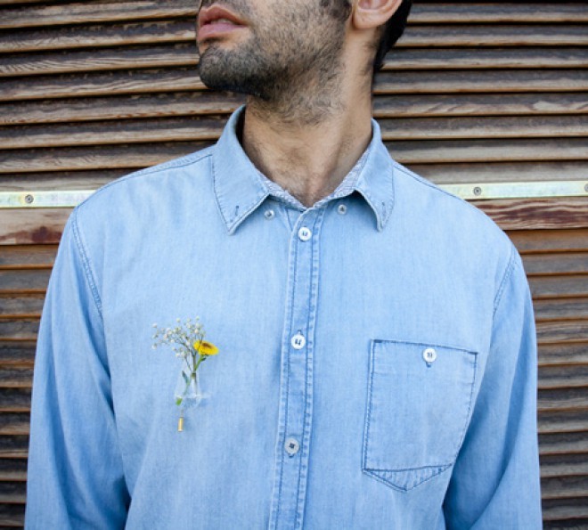 Button with flowers.