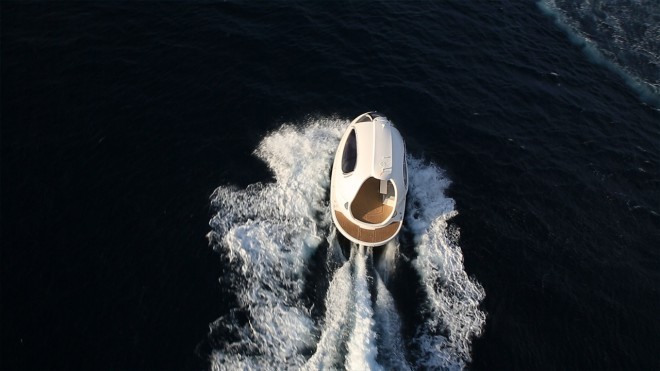 Jet Capsule - Tako zanimiva oblika, da boste vsekakor nekaj posebnega. 