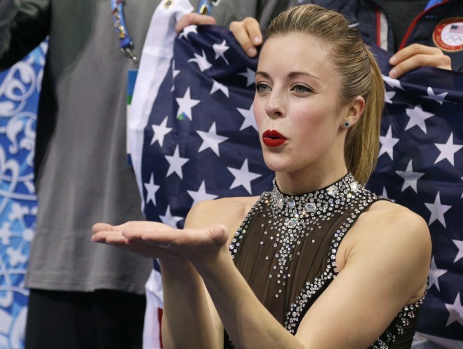 Ashley Wagner, potem ko se je po vidnem razočaranju potolažila.
