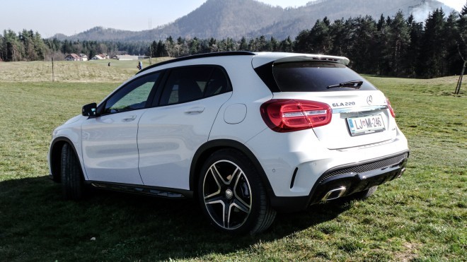 Izjemno dinamičen mestni križanec. Mercedes-Benz GLA 