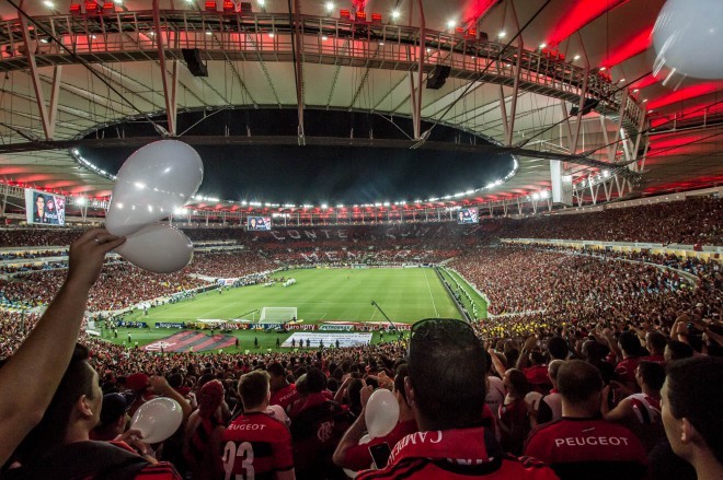 Maracana sprejme 80 tisoč gledalcev, rekordna zasedenost pa znaša kar 200 tisoč gledalcev, in sicer leta 1950 v času tekme med Brazilijo in Urugvajem. 