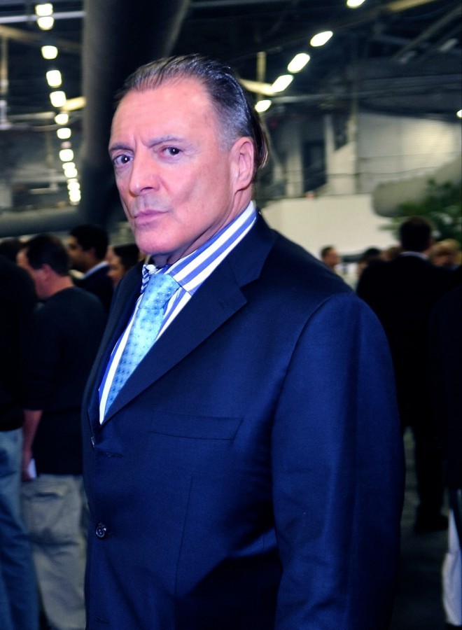 Armand Assante.