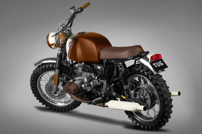 EKipa Ton-up je spremenila praktično vse dele retro oblikovanega motocikla, enak je ostal praktično le okvir motorja in še nekatere manjše podrobnosti.