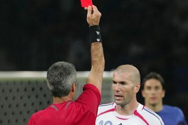 Zizou og det røde kort: et almindeligt syn