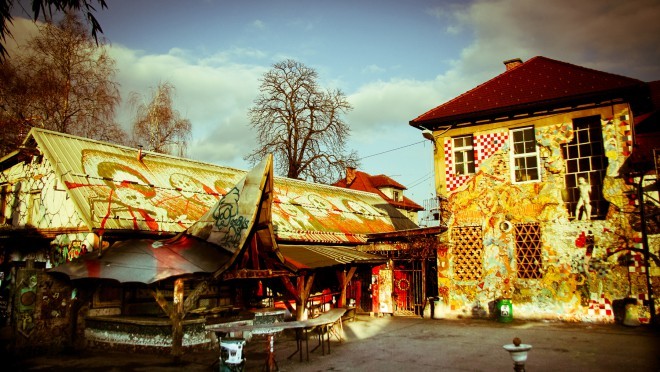 Metelkova tagsüber