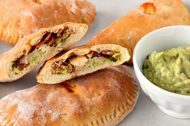 Piščanec + avokado + slanina