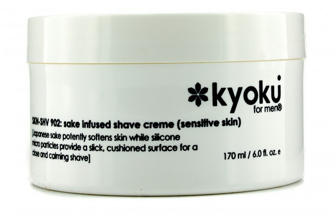 Kyoku For Men Sake Infused brivna pena, primerna za občutljivo kožo.