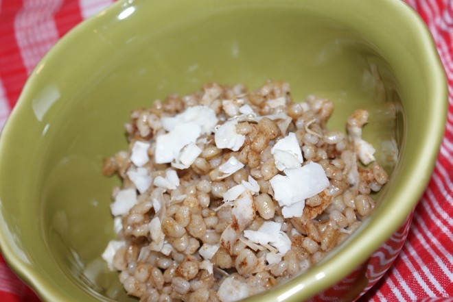 We can play around with the same ingredients a little more and prepare the next dessert made of jasper...