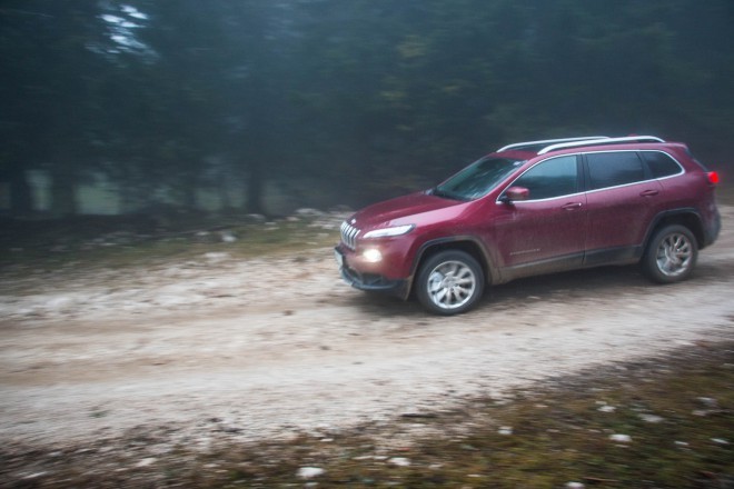 Dynamic driving in cooperation with the 9-speed automatic can be a lot of fun. 