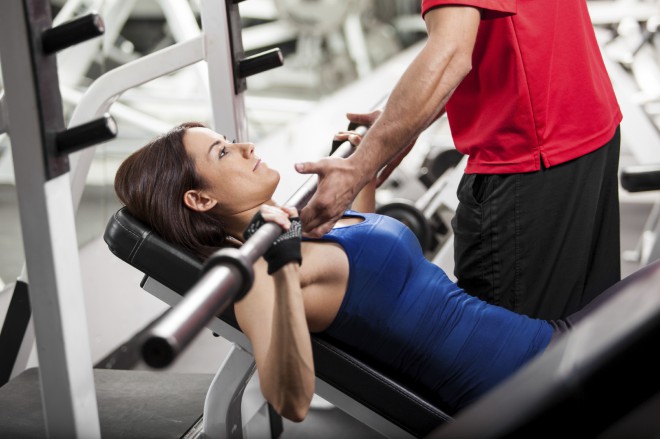 Training with the help of a personal trainer
