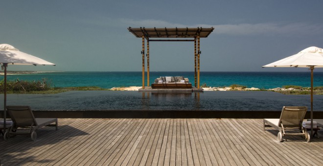 Otoki Turks in Caicos na Karibih ter The Amanyara Resort. 
