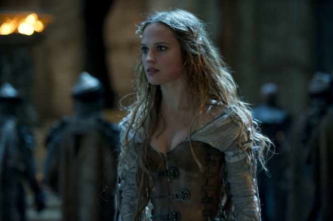 Alicia Vikander v filmu The Seventh Son. 