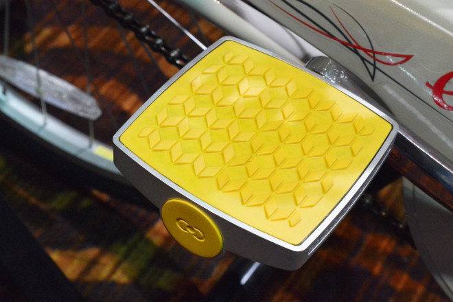 Connected Pedal je pametni pedal za kolo, ki nas pokliče, če kolo ukradejo. 