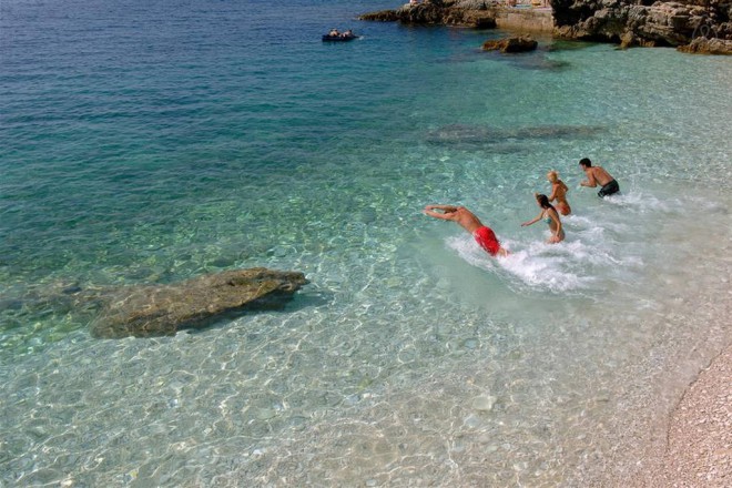Plaža Sabuša, Ugljan