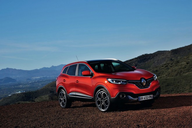 La partie avant sera dynamique et la parenté avec les modèles clio et captur est évidente.