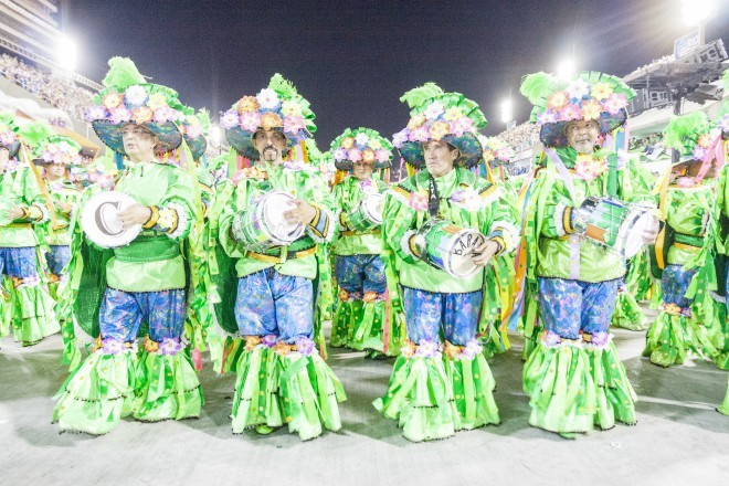 Participation in the performance of samba schools at the Sambodromo in Rio.
