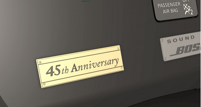 Que se sepa. El Nissan GT-R recibió un regalo de oro en el 45 aniversario del primer modelo. ¡Qué obtendrá sólo por Abraham!
