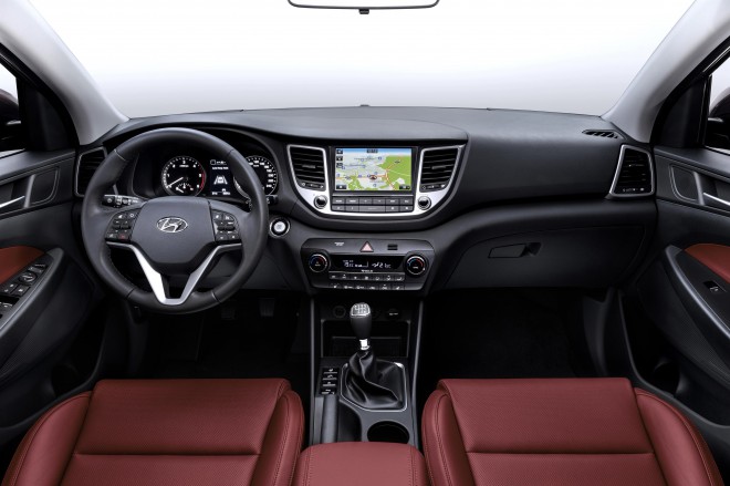 Hyundai tucson 2015 - wnętrze / Wnętrze zostało wyczyszczone tak, aby działało wyjątkowo przejrzyście i czysto. 