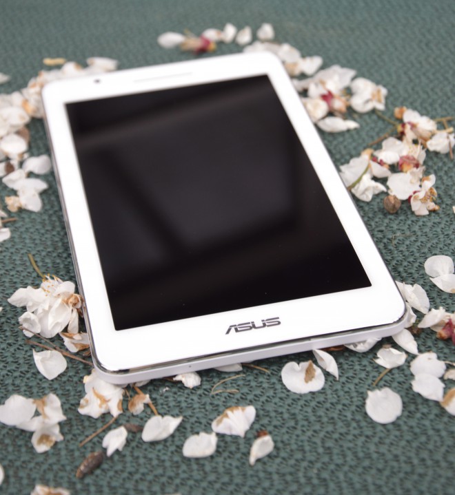 You will quickly fall in love with the latest Asus Fonepad 7 tablet.