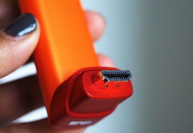 To ni inhalator za astmo pač pa Chromebit, ki spremeni televizor ali projektor v Chrome računalnik.