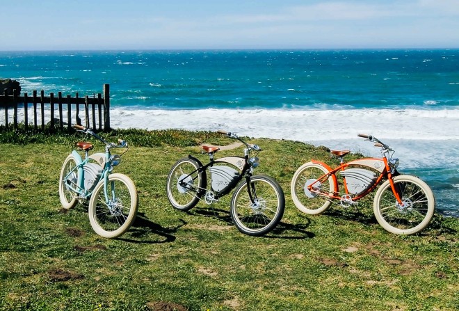 Three versions of the CRUZ e-bike: Fiesta, Cola and Aqua (from left to right)