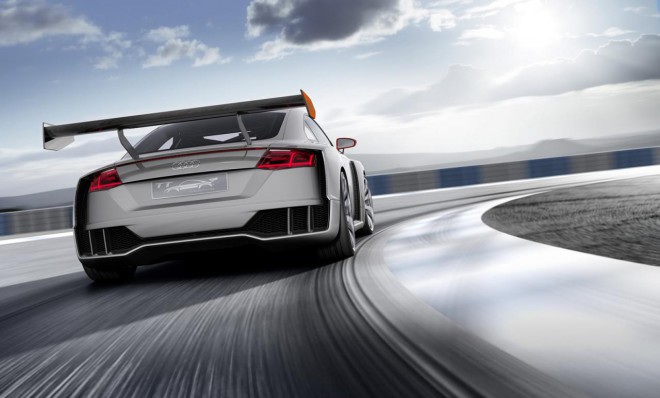 Audi TT clubsport bruha kar 600 konjev.