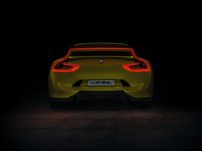 V modelu BMW 3.0 CSL Hommage je prostora za dva potnika, ki ju pričaka par športnih sedežev.