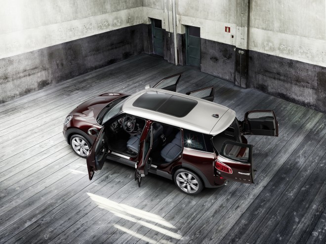 Mini Clubman je izjava osebnega stila. In hkrati najbolj racionalen & uporaben Mini. 
