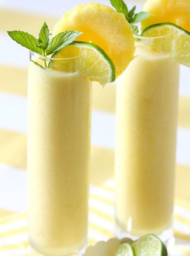 Banan og ananas smoothie