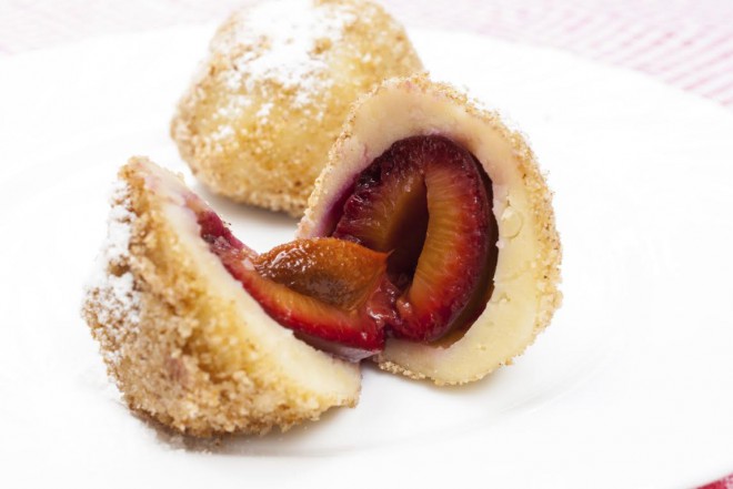 Excellent curd dumplings with plums