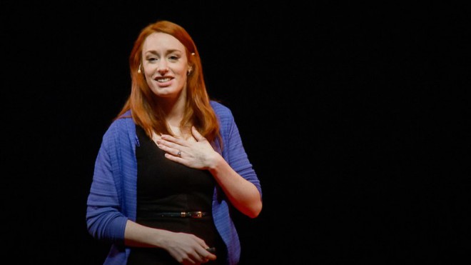 Hannah Fry during a speech on the mathematics of love (she also published a book on the subject: The Mathematics of Love).
