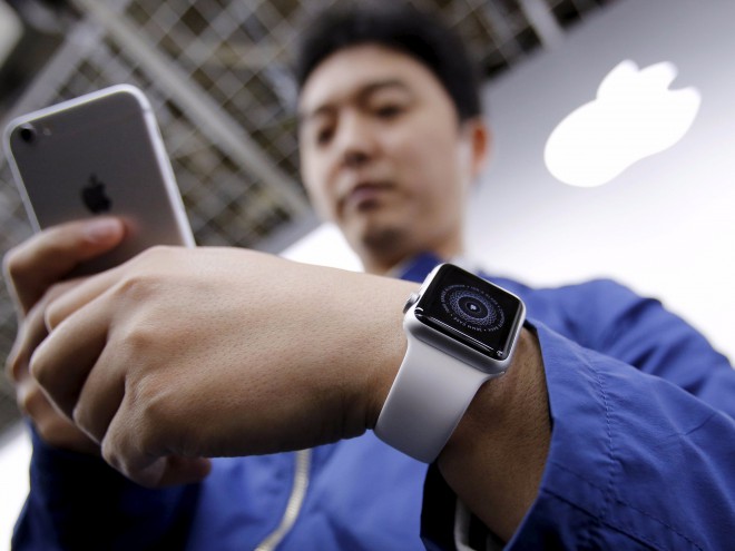 Ni vse samo Apple Watch te dni, čeprav se tako zdi.