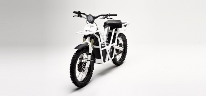 La e-bike Ubco 2x2 non teme nessuna sfida.