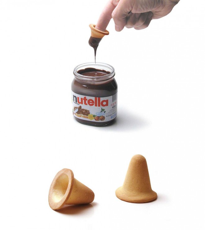 Slastna Nutella in slastni "prstni" piškotki.
