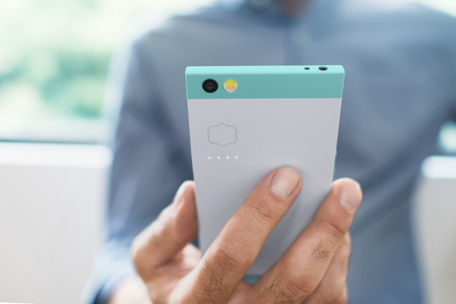 Svi se pametni telefoni smatraju različitima, ali Nextbit Robin je uistinu drugačiji.