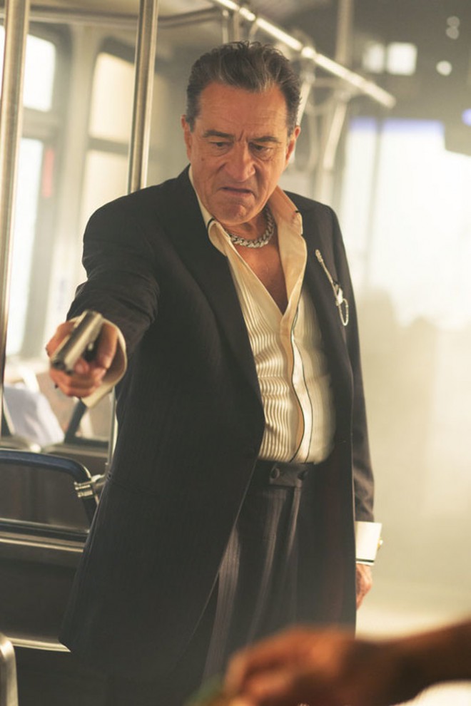 Robert De Niro se v filmu Heist ne šali.