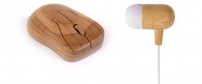 Auriculares y ratón de bambú.