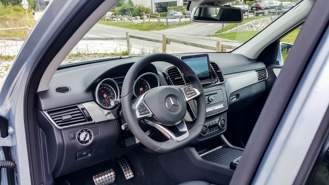 新型メルセデス・ベンツ GLE は、新しい MB 世代の典型的な代表例です。少しだけ「キッチュ」さを減らして。 
