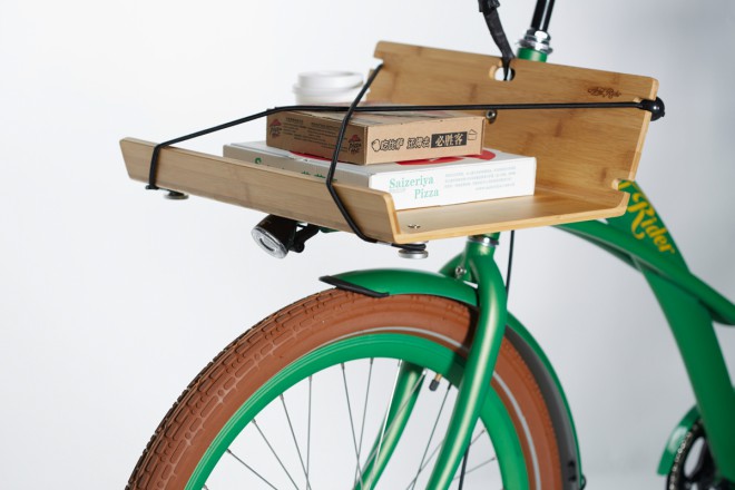 C クラスのシティ バイクは、1.5 キロもの荷物を運ぶことができます。