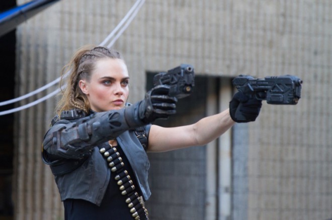 Cara Delevingne v napovedniku za Call of Duty