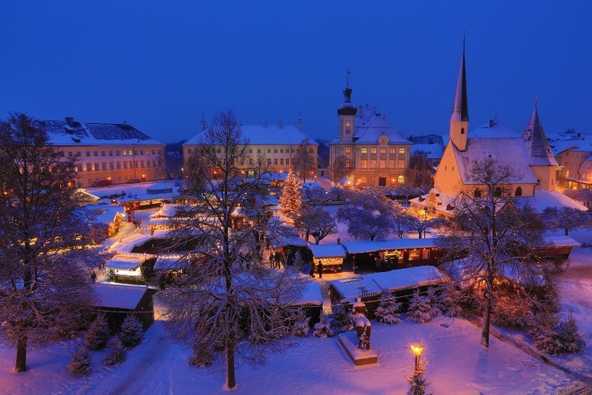 Julepanorama av Altötting.
