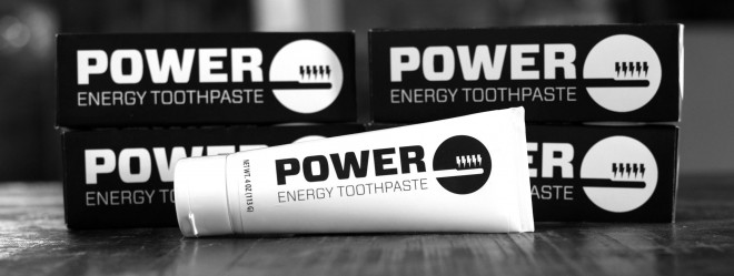 Prva energijska zobna ščetka na svetu.