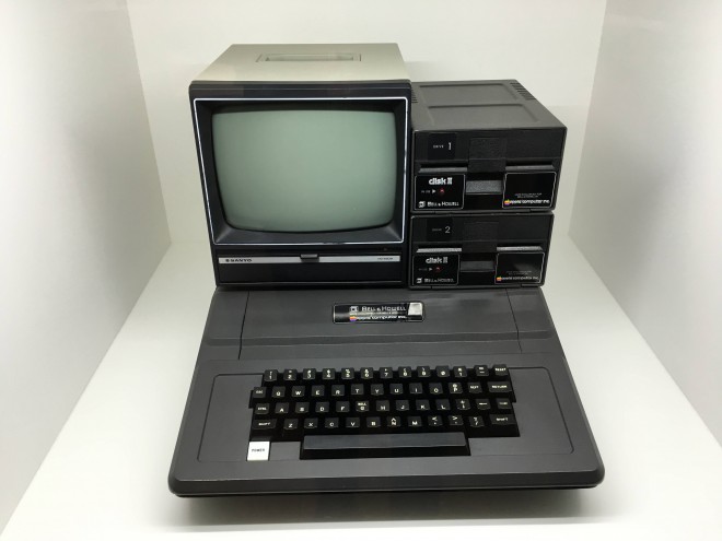 Muzeum Apple w Pradze obejmuje 36 lat historii Apple.