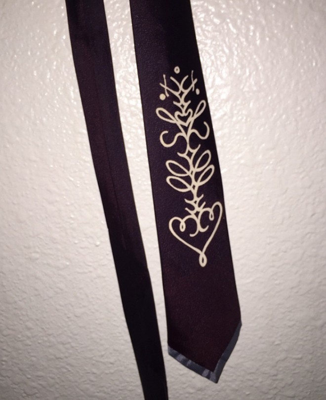 A tie with a secret message.