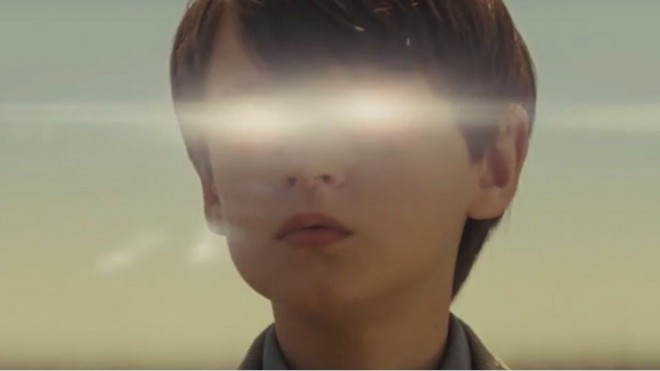Vpliv Johna Carpenterja je očiten in Jeff Nichols to odkrito priznava.