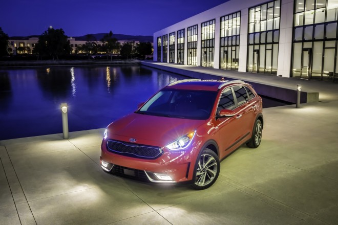 Kia Niro se predstavi evropskim kupcem.